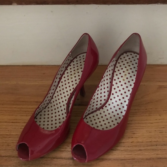 BCBG Red Patent Leather Peep Toe Heels - Picture 2 of 3